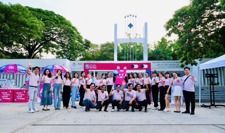 Công ty 9 trao 10 chiếc xe máy tay ga SYM Elite 50 (phiên bản đặc biệt) chương trình “Xài sim Saymee trúng xe mỗi tuần”